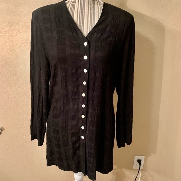Vintage A.K.F. New York Long Rayon Blouse Medium Black Pattern Made in U.S.A. - Picture 1 of 15